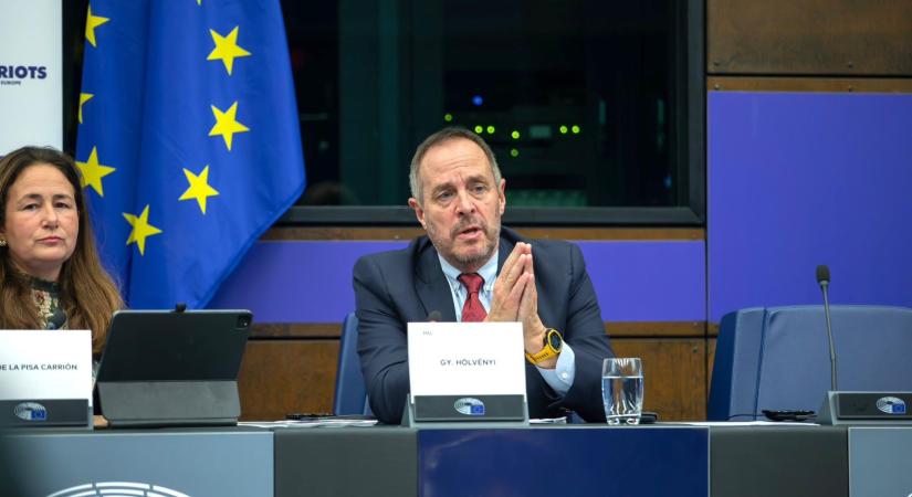 Háborúra való készülődés jellemzi az Európai Uniót Hölvényi György szerint (VIDEÓ)