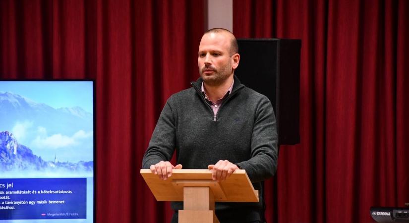 Az ilyen közösségek jelentik a vidéki Magyarország erejét! Új tagok s szolgálati autó