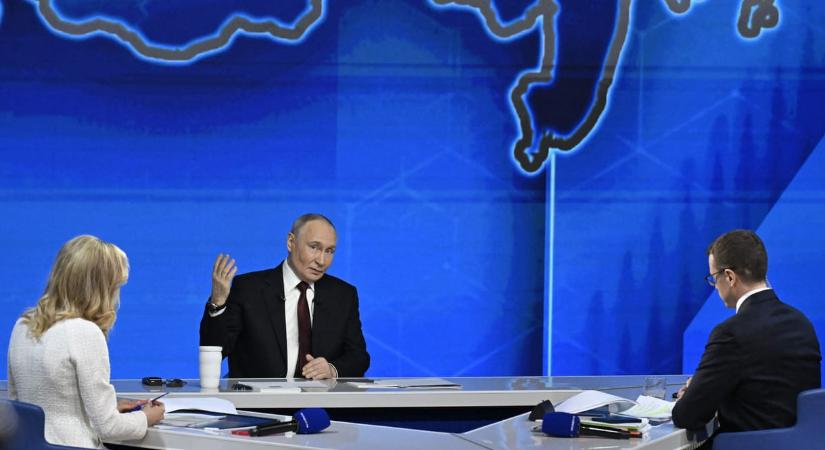 Putyin tehetséges művésznek nevezte Zelenszkijt, a gazdasági növekedés csökkenése meg szerinte tudatos lassítás