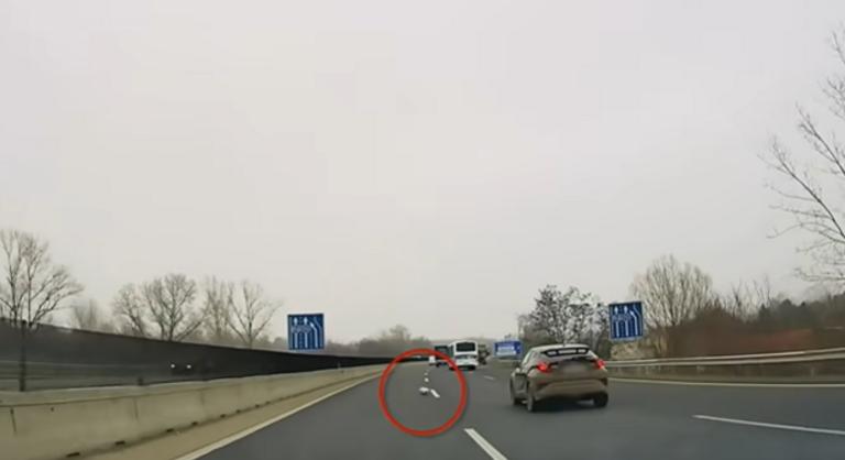 Gázpalack szabadult el az M3-ason, 130-as tempónál került az autósok elé