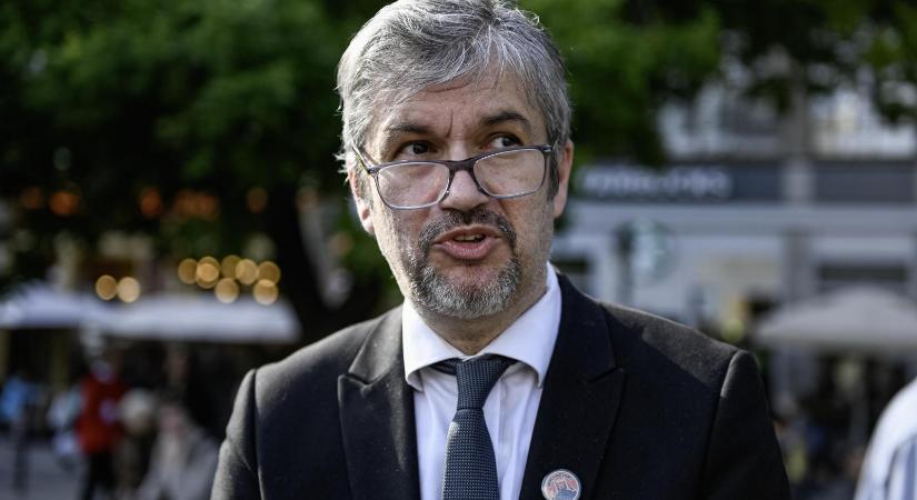 „A lónak a faszát kérek bocsánatot” – üzente Hadházy Ákos Hajdú Péternek