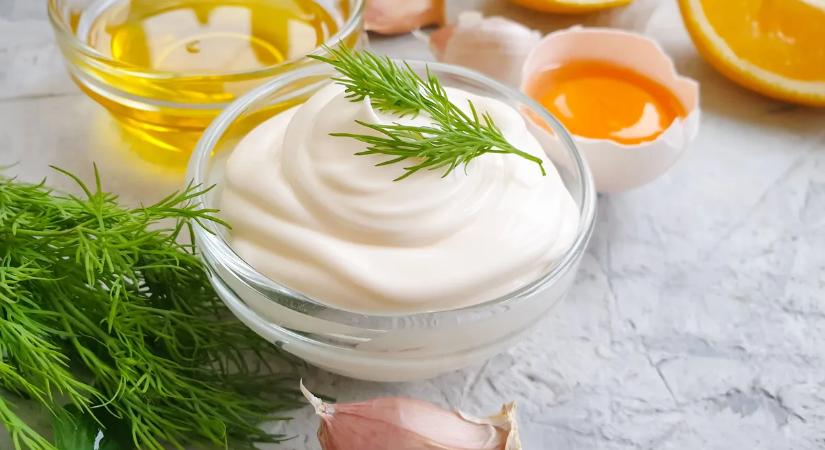 Pofonegyszerű diétás majonéz recept: többé nem költesz a boltira