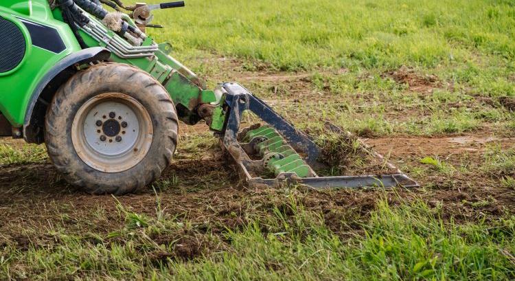 Újra nekifutnak: 1500 hektár keresi gazdáját