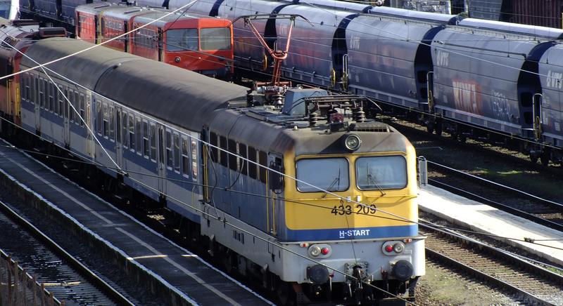 Megerősített járatokkal készül az ünnepekre a MÁV-csoport