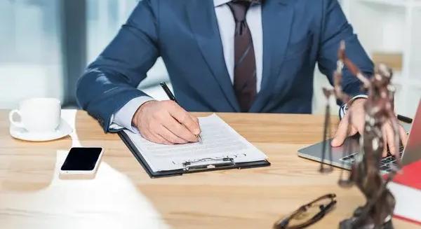 ÁLLÁSPÁLYÁZAT - Jogi/közgazdasági szakreferens