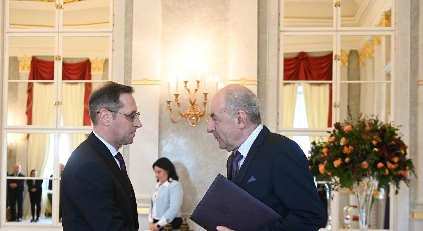 Letétbe helyezi Matolcsy György gazdag örökségét Varga Mihály