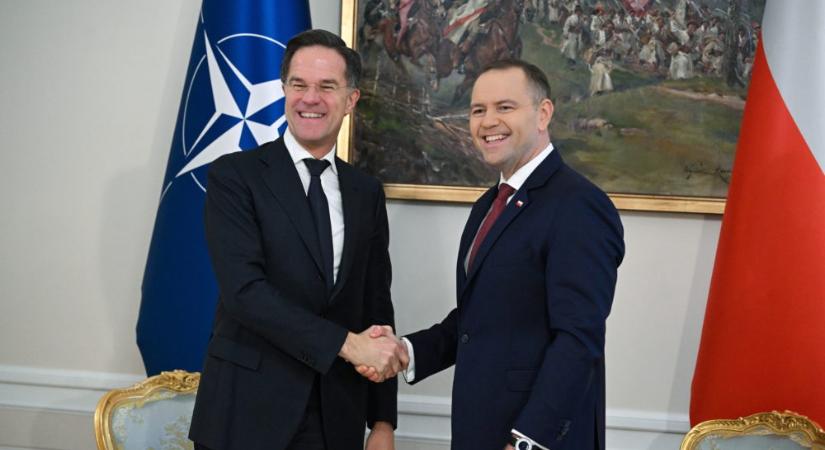 A NATO-vezér „pusztító” választ ígér Oroszországnak