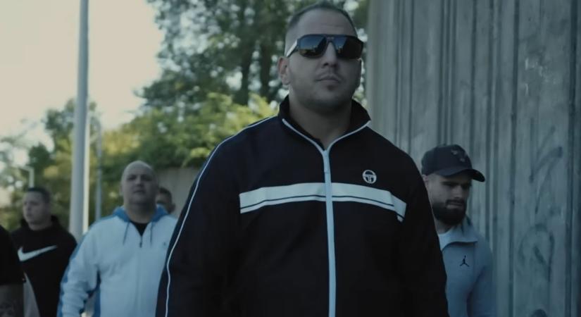 Majka az ittas vezetésével is Curtist égette be? Kellemetlen dolog zajlik a színfalak mögött