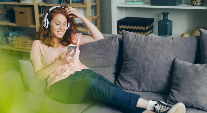 Milliókat csaptak be, nagyot lépett a Youtube