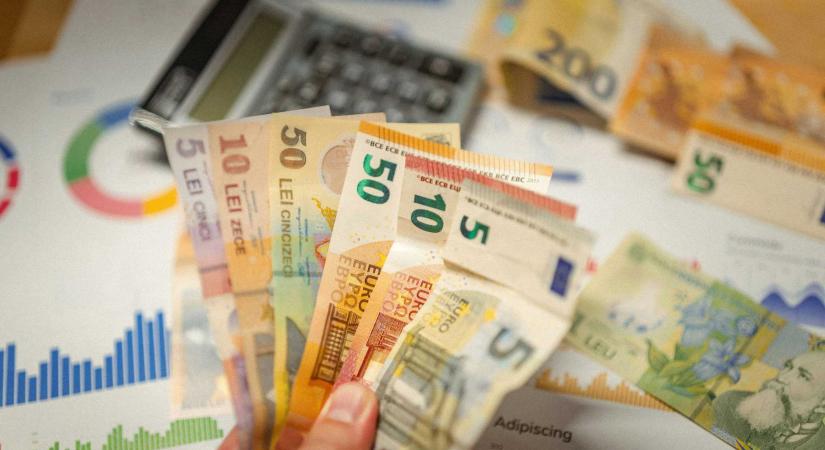 Több mint 60 milliárd eurót utaltak haza a külföldön élő román állampolgárok – A hazautalások apadhatnak