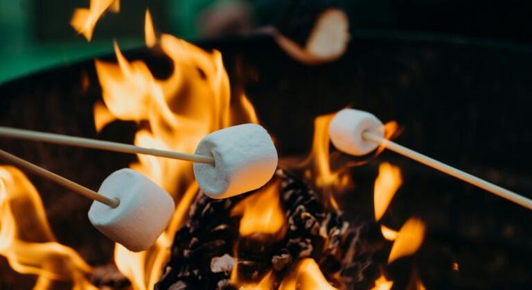 Stabil kereskedés ellenére is 1 milliárd dollárnyi tokenégetés – a piac értetlenül áll a Hyperliquid lépése előtt