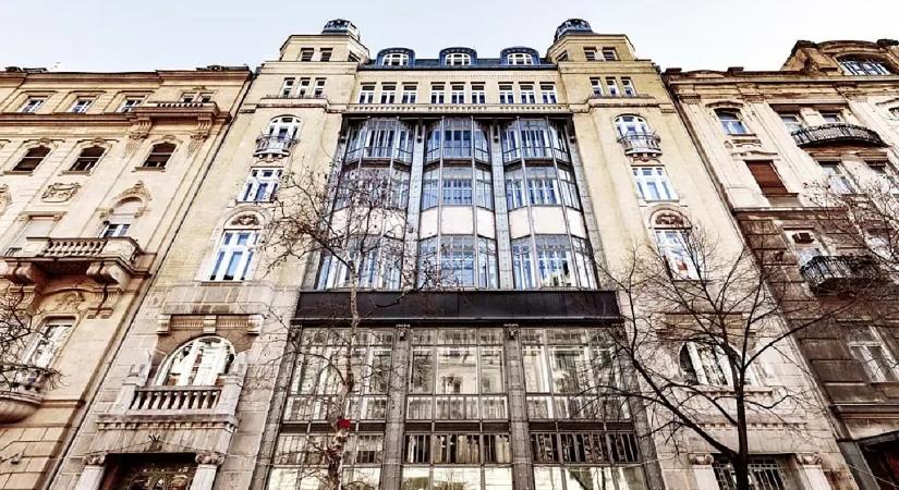 Személyi következménye lett a kitudódott vezetői fizetéseknek a HUN-REN-nél