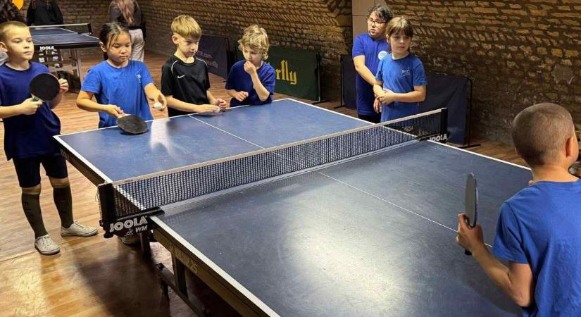 Sportkarácsony a Radnótiban - csipetnyi nosztalgiával