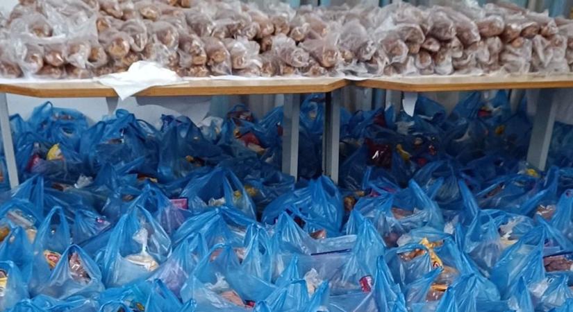 Ajándékot kapnak a családok, hamarosan mindenkihez megérkezik