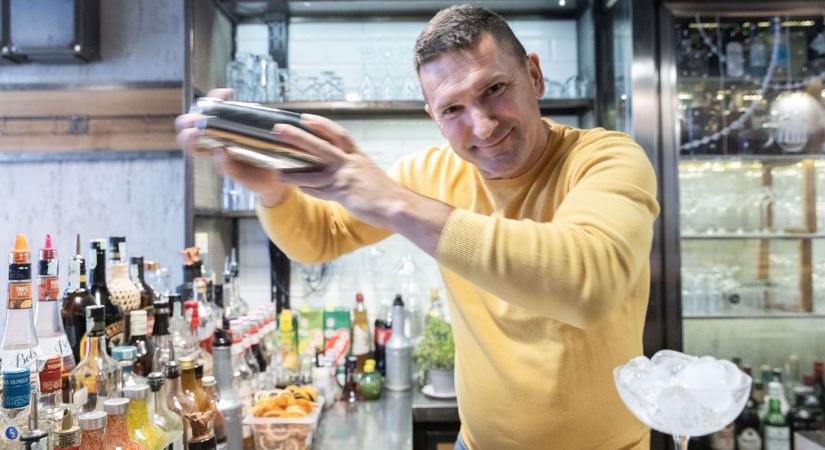 Ha idén villantani akarsz: ilyen karácsonyi koktélt készíts otthon, egyszerűen (galéria, videó)