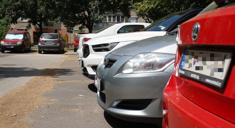 Már lehet regisztrálni díjmentes parkolásra