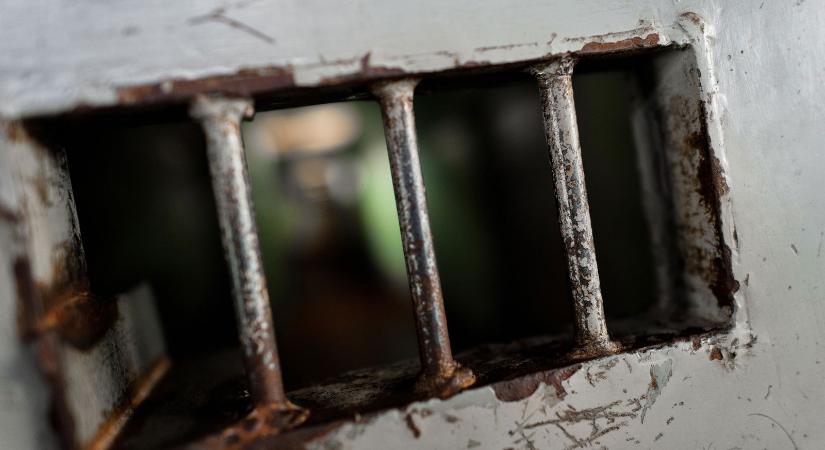 Gusztustalan mit tesz ez az apa a gyerekeivel, hatalmas a botrány