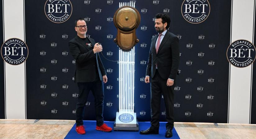 Balogh Petya becsengetett a BÉT-en, megindult a kereskedés az STRT papírjaival a Standard kategóriában