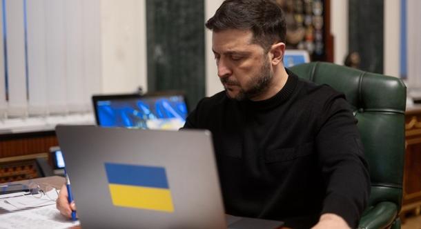 Zelenszkij és Pavel a cseh kezdeményezés folytatásáról egyeztettek