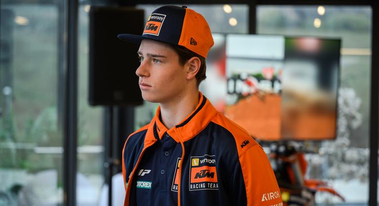 Első magyarként Zanócz Noel indulhat a világbajnokságon gyári támogatású csapattal