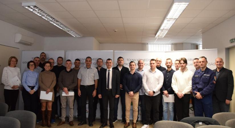 Nem csak szolgálatban kemények: sportban is bizonyítottak a tűzoltók