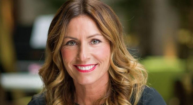 Pakson találkoznak a sztárok: egy templom megmentése a tét