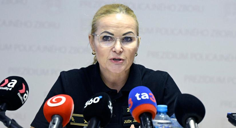 Maškarová beismerte, gondokat okozhat a rendőrségnek a módosított Btk.