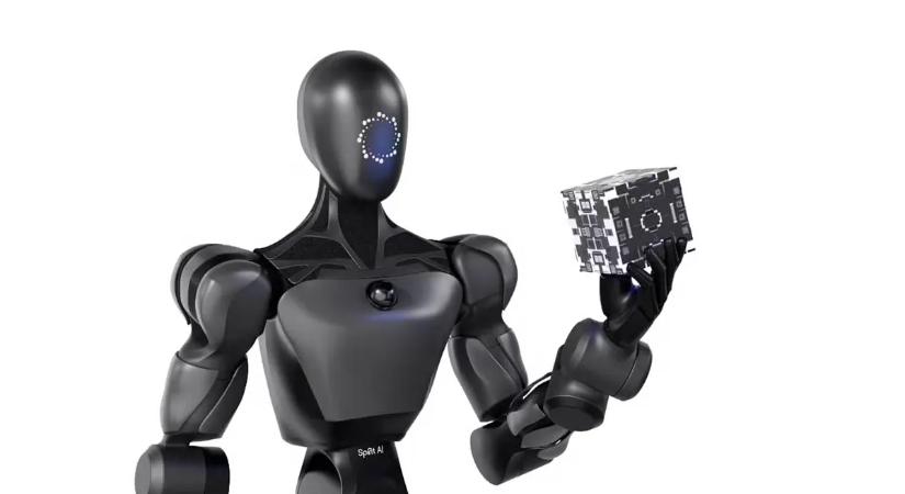 Nem fog hinni a szemének! Humanoid robotok váltották a dolgozókat egy kínai gyárban