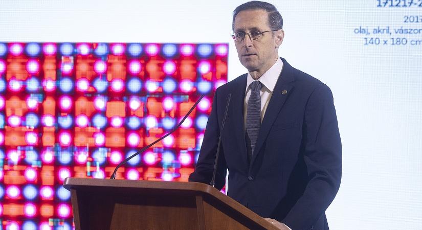 Letétbe helyezi több mint 6 milliárd forint értékű gyűjteményét az MNB