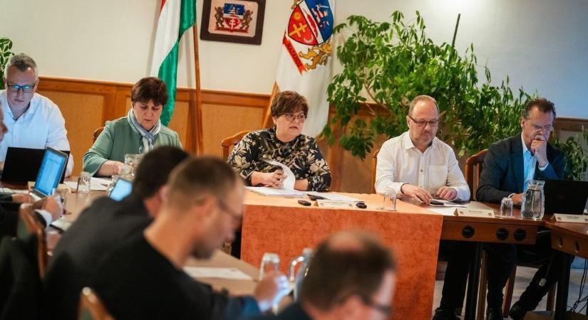 Milliárdok mozdultak meg Bonyhádon az év végére