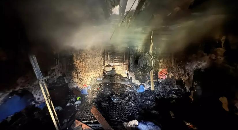 Tűz ütött ki Tiszaújlakon egy házban