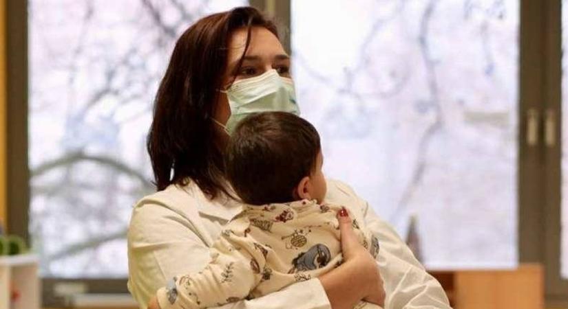 Karácsonyi csoda: hazamehetett családjához Lilike (VIDEÓ)