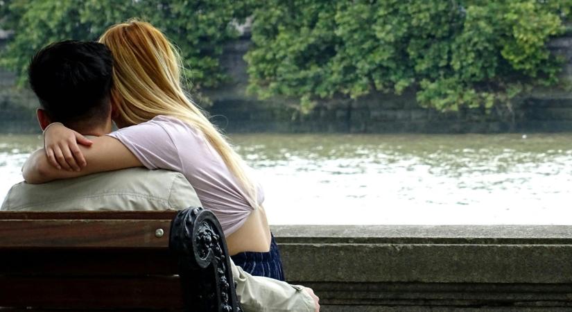 Bármit megtesz értem a barátnőm, és sosem kérdőjeleztem meg az odaadását – eddig