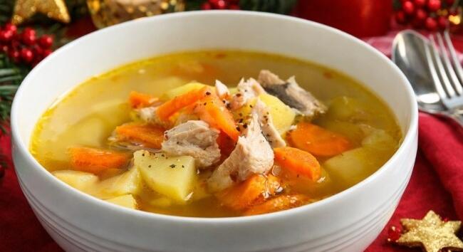 Karácsonyi húsárak 2025: ennyibe kerül az karácsonyi ebéd alapanyaga, pénztárcabarát ünnepi receptekkel