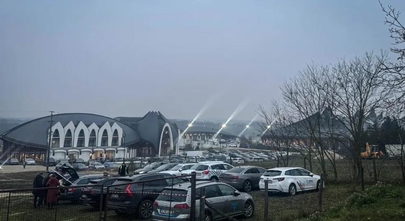 Mészáros-beszéd és Kis Grofó: javában zajlik a Mészáros Csoport karácsonyi bulija Felcsúton