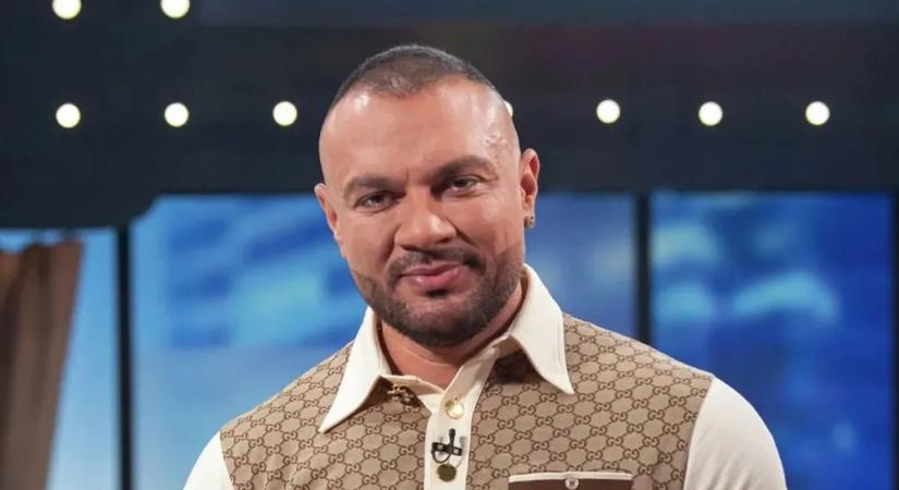 Nincs karácsony Gáspár Laci nélkül: Sokkoló ünnepi dalokat adott ki