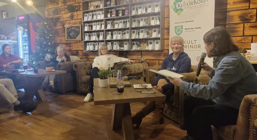 Bemutatták Száz Ildikó Hajónaplóját