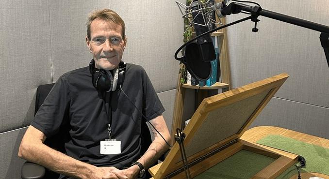 Lee Child szerint krimikre lenne szükség az iskolákban, hogy a gyerekek megszeressenek olvasni