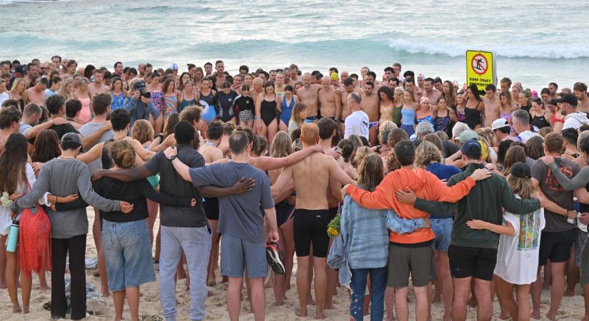 Szabadon engedték a Bondi Beach-re tartó antiszemita gyanús férfiakat