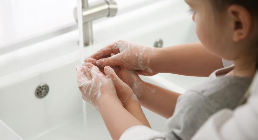 Kézmosással előzhető meg a sárgaság – figyelmeztet a Közegészségügyi Hivatal