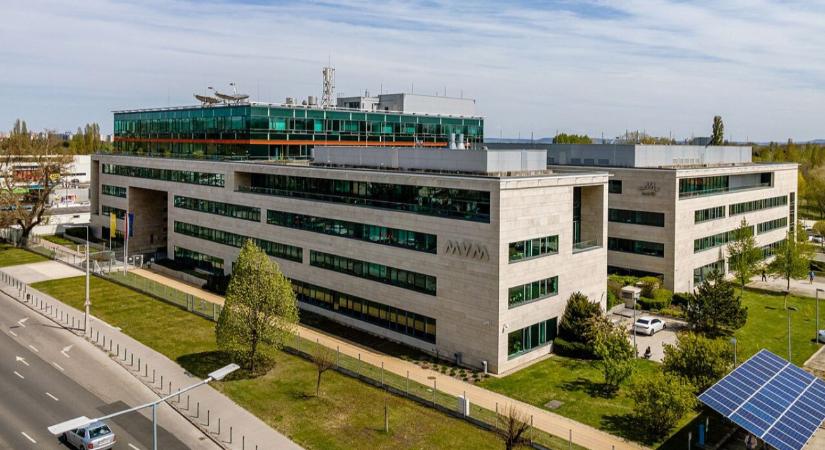 A román kormány miatt szerződést bont az MVM és az E.ON