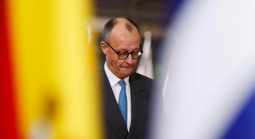 Merz nem csak Brüsszelben, de otthon is súlyos vereséget szenvedett – lógó orral, duzzogva vonult el