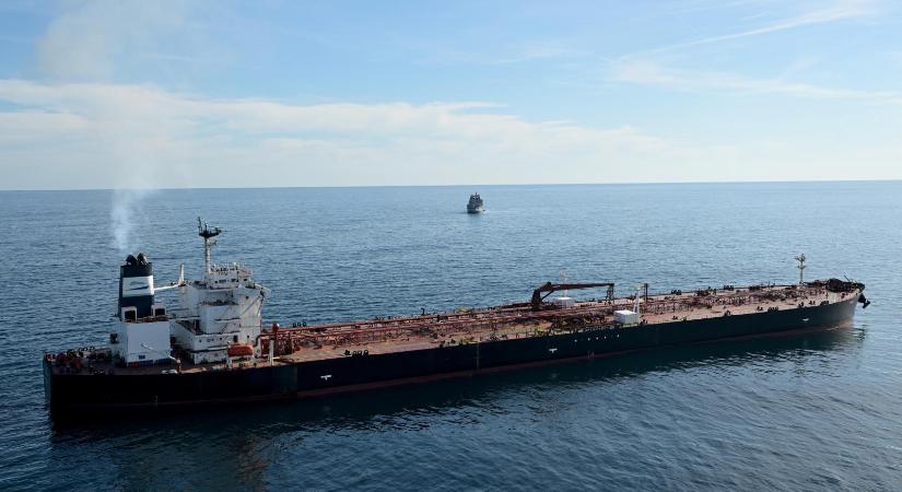 A Földközi-tengeren mért csapást Ukrajna az orosz árnyékflotta egyik tartályhajójára