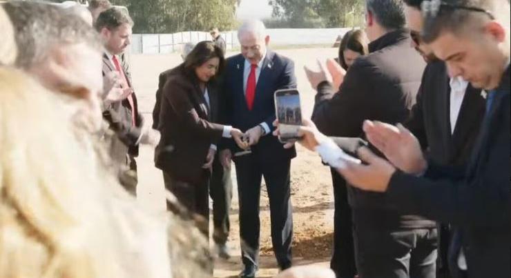 Netanjahu elindította a régóta várt tel-avivi metró építését