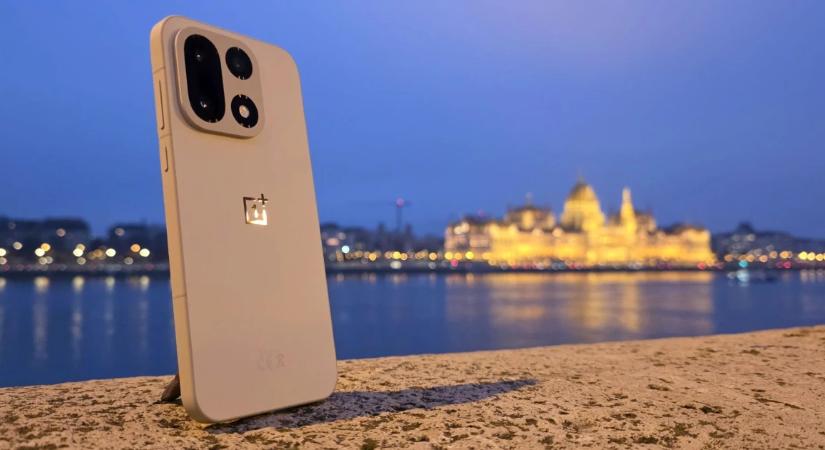 Padlógázzal tér vissza Magyarországra a legendás telefonmárka