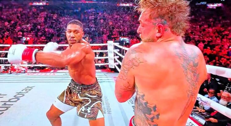 Anthony Joshua kiütötte Jake Pault a hatodik menetben!