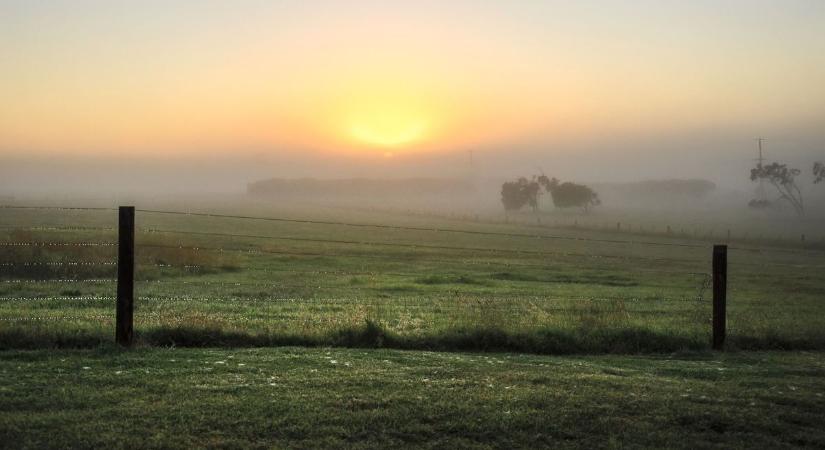 Marad a szürke, nyirkos időjárás – kevés jóval kecsegtet a hétvége