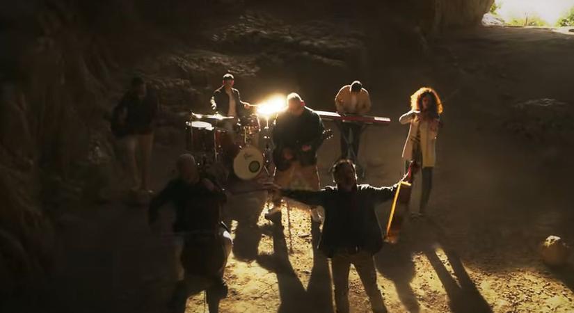 A 91. zsoltárt zenésítette meg az Új Forrás együttes új dalában