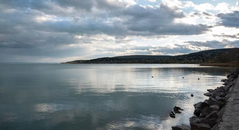 Fény derült egy újabb hátborzongató balatoni rejtélyre: ezt sodorta partra a tó ( fotó)