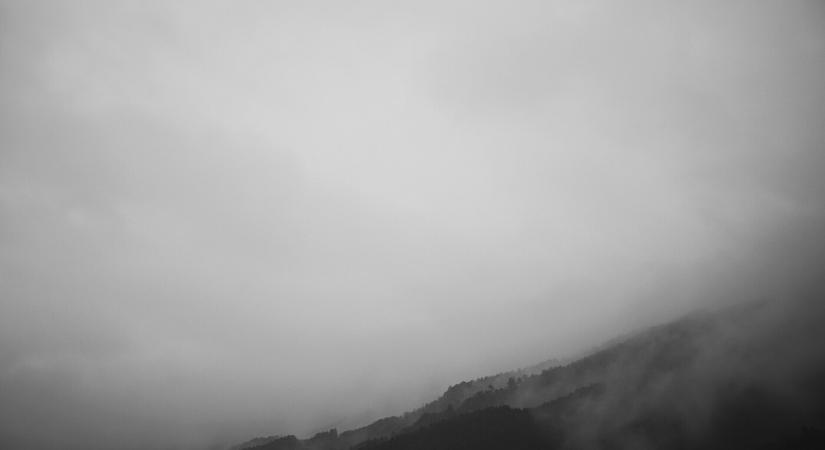 Borongós, szürke idő a karácsony előtti utolsó szombaton